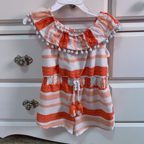 Size 3t toddler romper - Picture 2 of 2